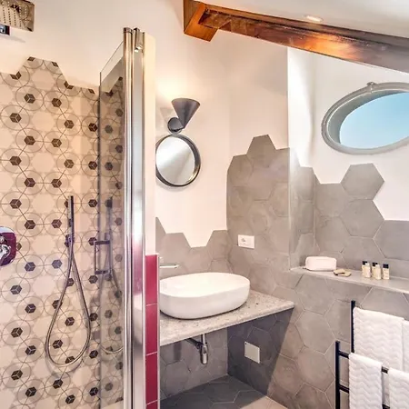 Villa Antique Lucia By Feeling Italy In Town Center With Pool Sea Views And Daily Housekeeping *