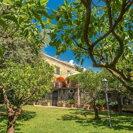 Villa Lucia *