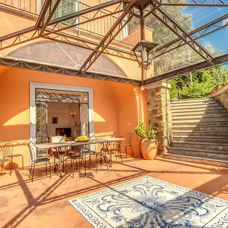 Villa Lucia *